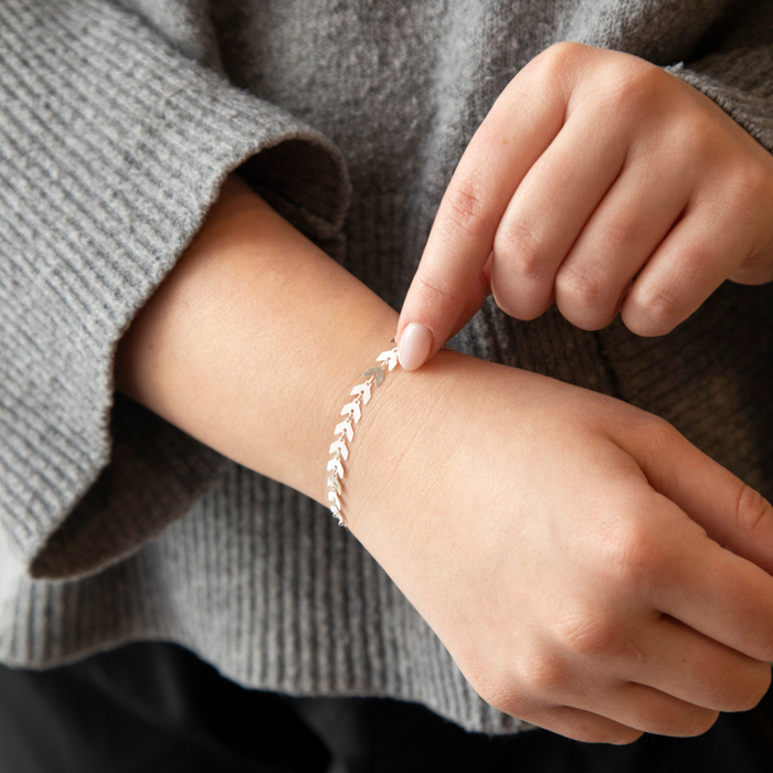 Fiona Permanent Jewelry Chain, Continuous Arrow Elements, Available in Sterling Silver