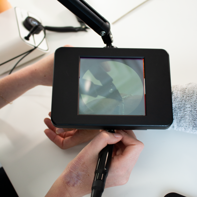 Sunstone Halo™ Articulating Arm Darkening Lens