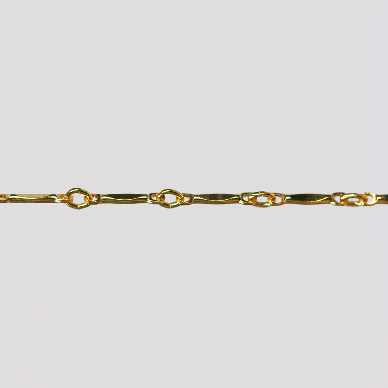 Dapped bar and link brittany chain in (GFY) on a light gray background