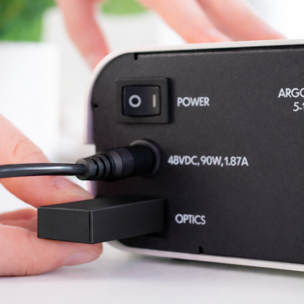 Sunstone Link™ Universal Adapter