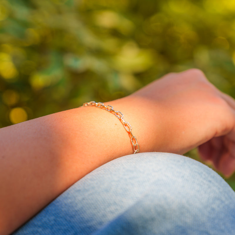 Nelly Permanent Jewelry Chain, Alternating Paperclip Design with Diamond-Cut Sterling Silver Links